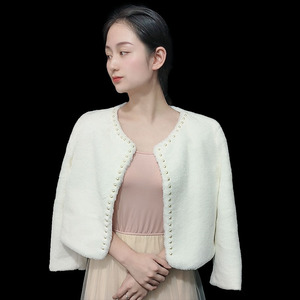 新娘结婚毛披肩婚纱礼服外披秋冬季旗袍婚纱礼服伴娘外搭保暖皮草