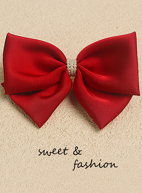 新年红色蝴蝶结发夹高级感缎面珍珠链发卡后脑勺顶夹弹簧夹头饰女