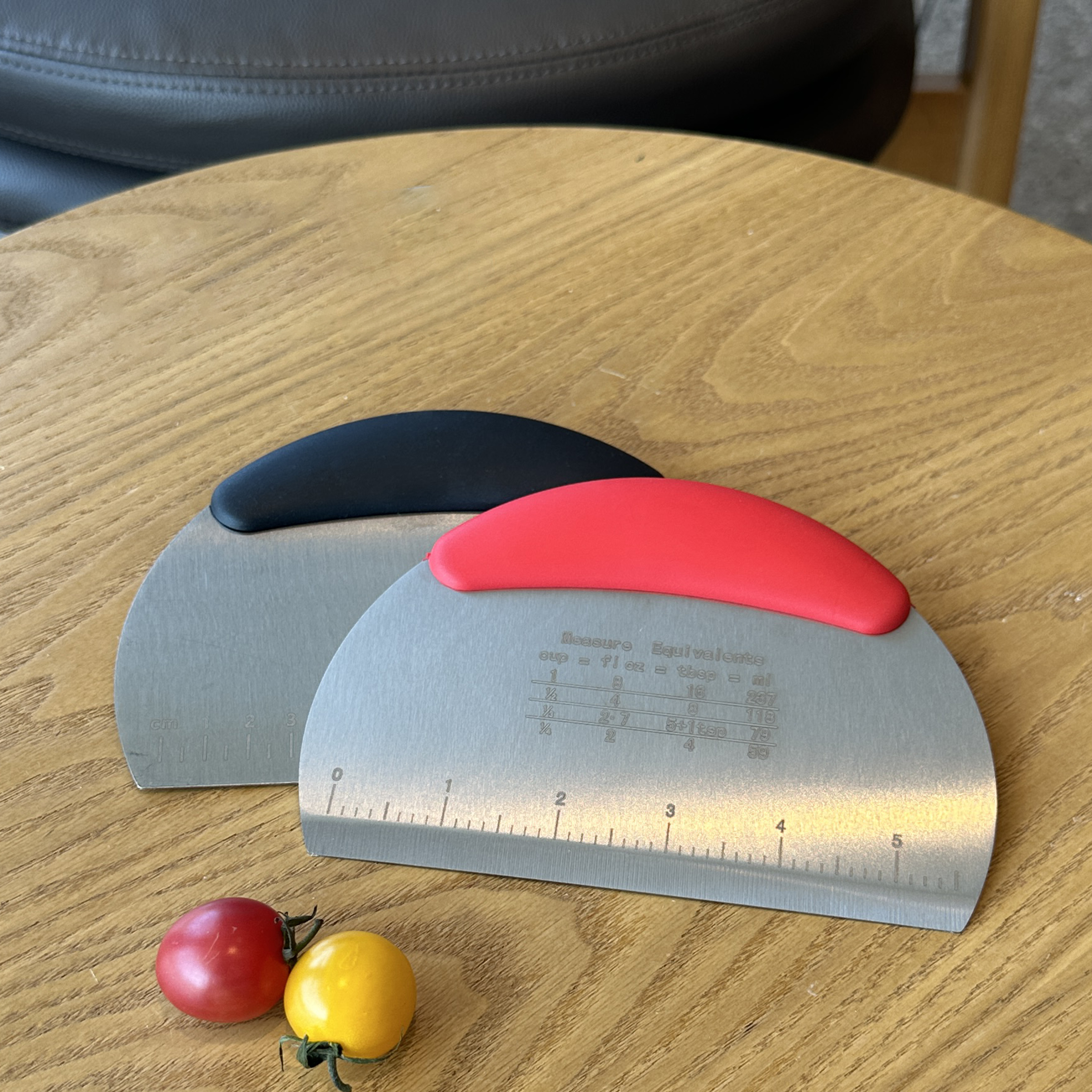 不锈钢多功能切面刀半圆刮面板