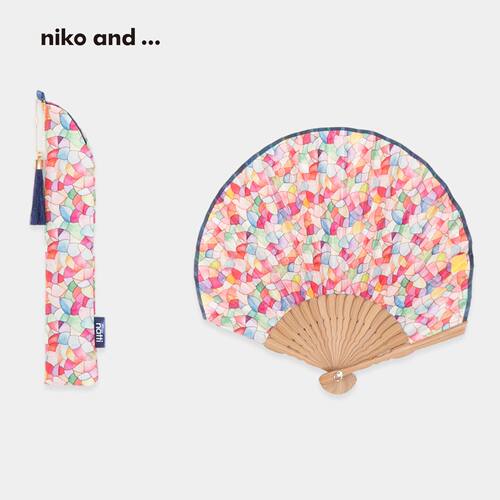 niko and ... 扇子2026新款日系清冷感古风便携随身折扇660609