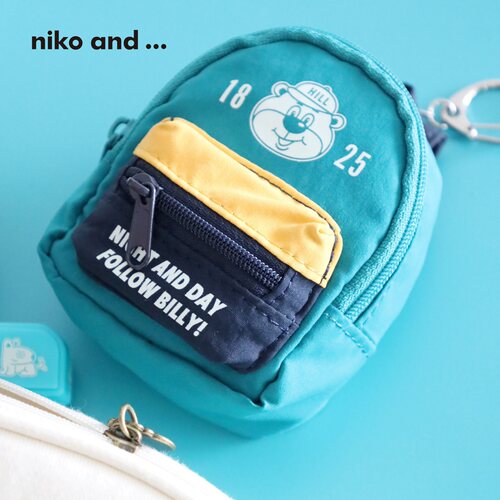 niko and ...BILLY合作系列2026新款迷你背包造型钥匙挂件826871