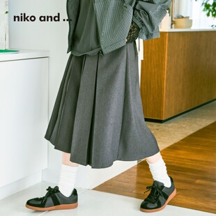 niko and ...休闲裤女2026秋季新款高腰垂感七分阔摆裙裤820615