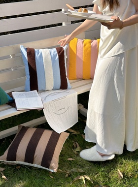 texdream态度 多巴胺条纹抱枕高级感美式沙发短毛绒客厅床上靠枕