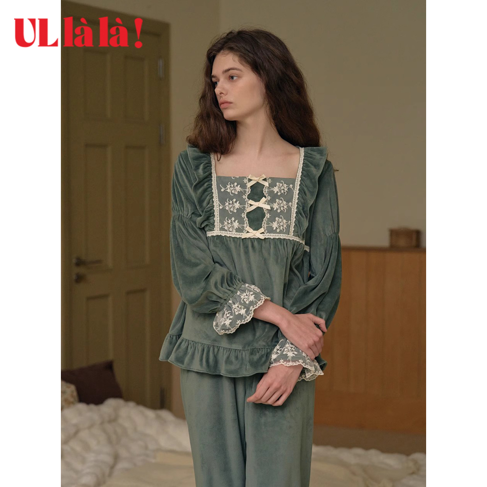 涤纶家居服法兰绒秋冬款Ullala