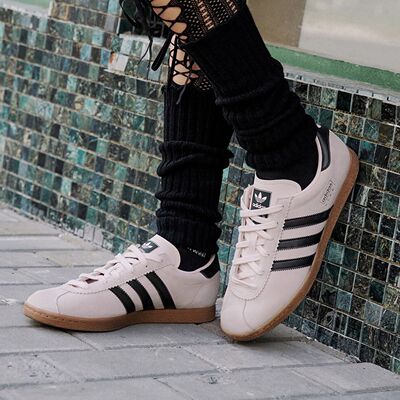 Adidas/阿迪达斯三叶草男女运动户外麂皮薄底轻便休闲板鞋JR6347