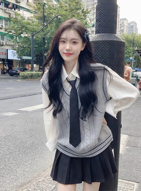 欧洲站2026春季新款韩系学院风JK制服洋派减龄马甲衬衫百褶裙套装