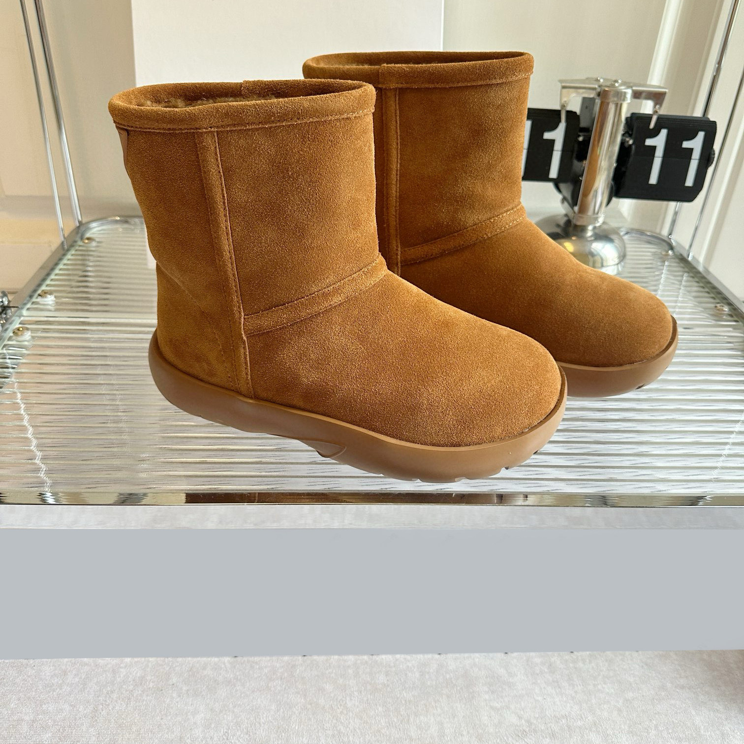 BRAID｜  跟高4CM新款三角标厚底羊羔毛短靴防滑雪地靴