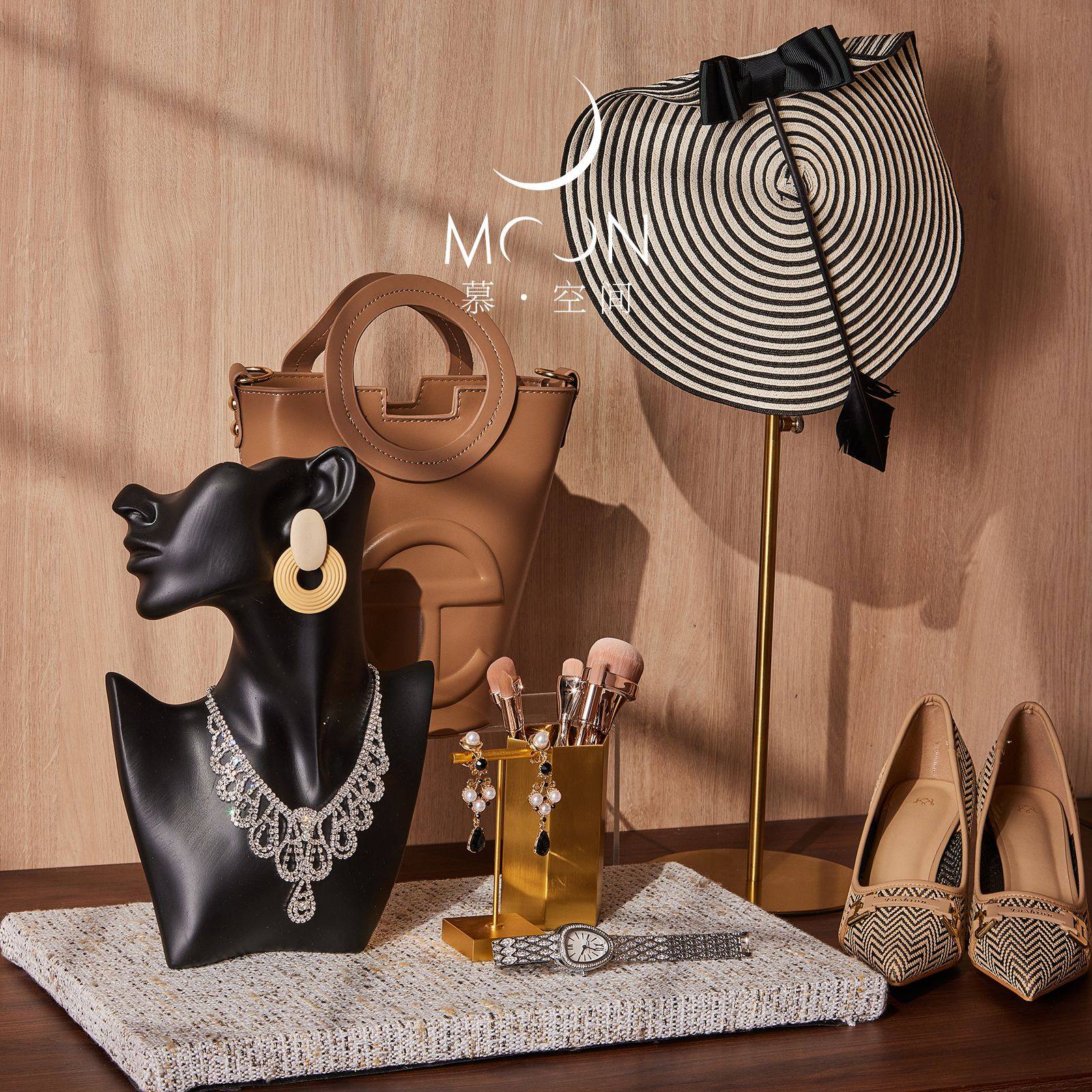 MOON慕空间样板房衣帽间梳妆台摆件全屋定制展厅软装饰品包包帽子,家居饰品,家饰软装搭配套装,淘宝优惠券,粉丝福利购,淘宝优惠卷