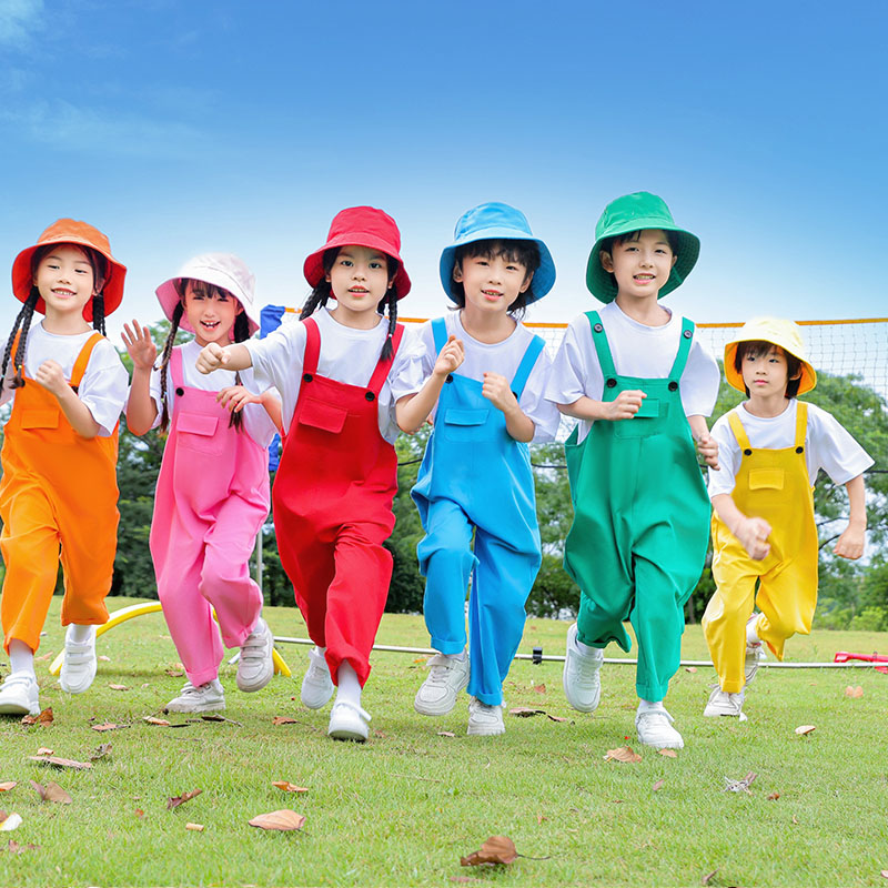 儿童演出服糖果色背带裤套装