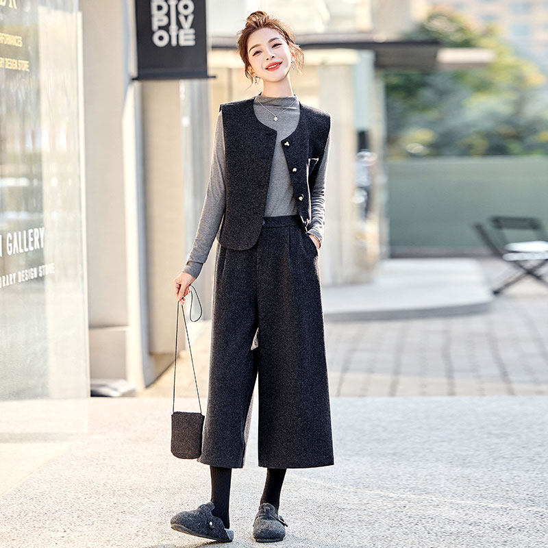 马甲T恤阔腿七分裤三件套春装女款2026年新款女装高级感减龄套装,女装/女士精品,时尚套装,淘宝优惠券,粉丝福利购,淘宝优惠卷