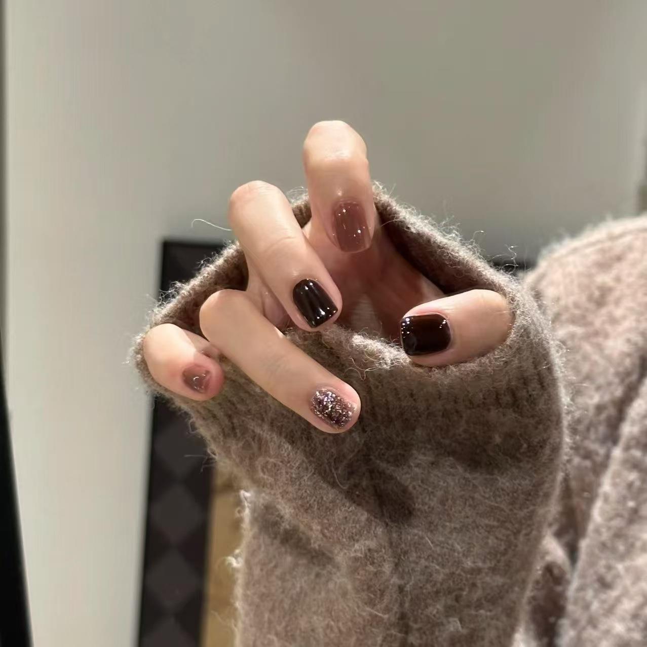 手工穿戴甲秋冬高级感深棕色纯色细闪氛围气质新年显白美甲甲片