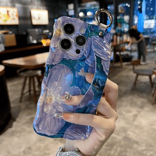 适用苹果系列iPhone16新款手机壳15promax扭扭边小众蓝光腕带支架高级优雅杏花防摔14/13/12透气网红保护套