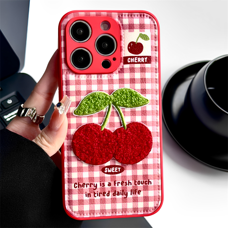适用iPhone秋冬刺绣樱桃手机壳