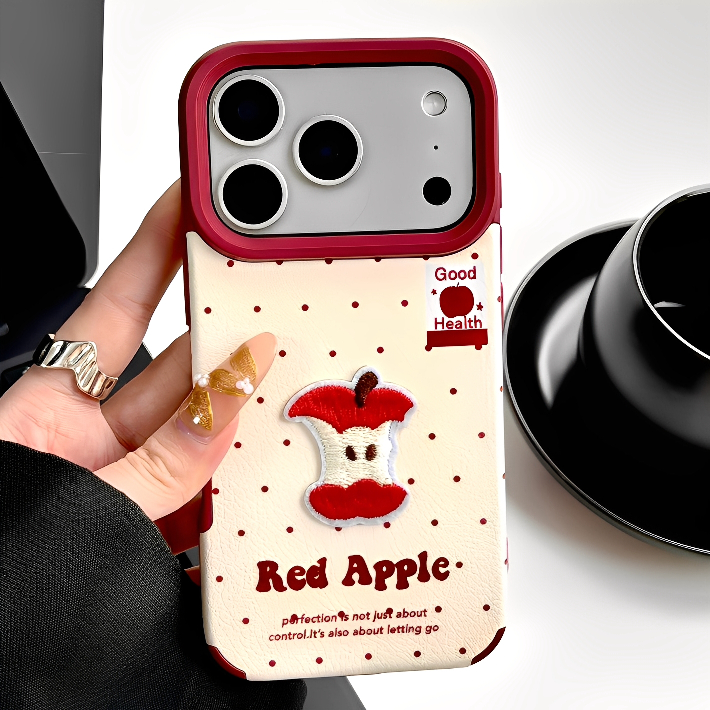 适用iPhone苹果刺绣苹果核手机壳