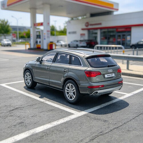麦思迪1/64仿真AUDI Q7 FSI合金车模奥迪汽车摆件收藏礼物送男生