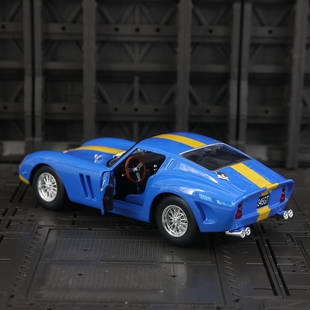 汽车中控台车模高档摆件车载创意时尚 饰车内生日礼物送男孩朋友 装