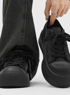 潮牌男鞋2025冬季新款黑色小众复古翘头板鞋男厚底增高德比鞋男鞋