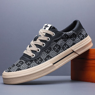 潮牌帆布鞋男2026新款男鞋春秋潮流百搭软底板鞋透气休闲鞋子男