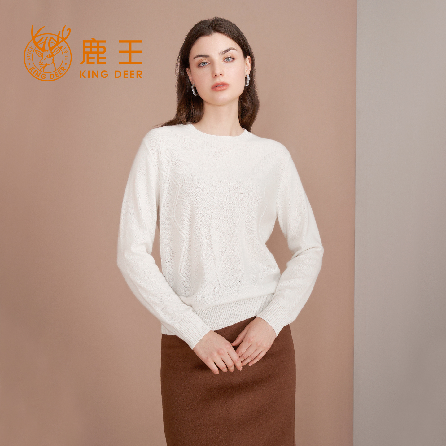 鹿王女士100%纯羊绒衫圆领保暖时尚简约高级舒适套头衫春秋新款