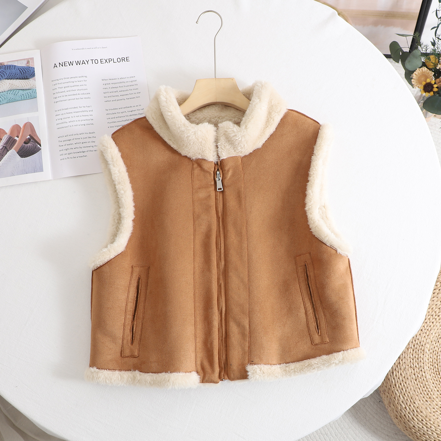 毛毛领双面穿仿麂皮绒马甲