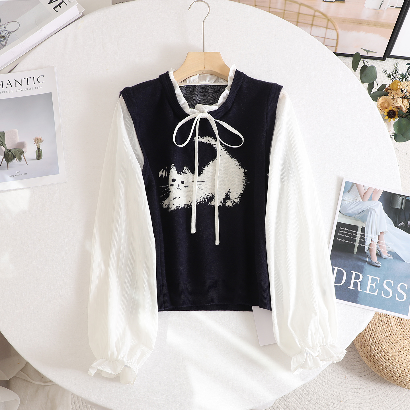 木耳边学院风卡通提花假两件上衣