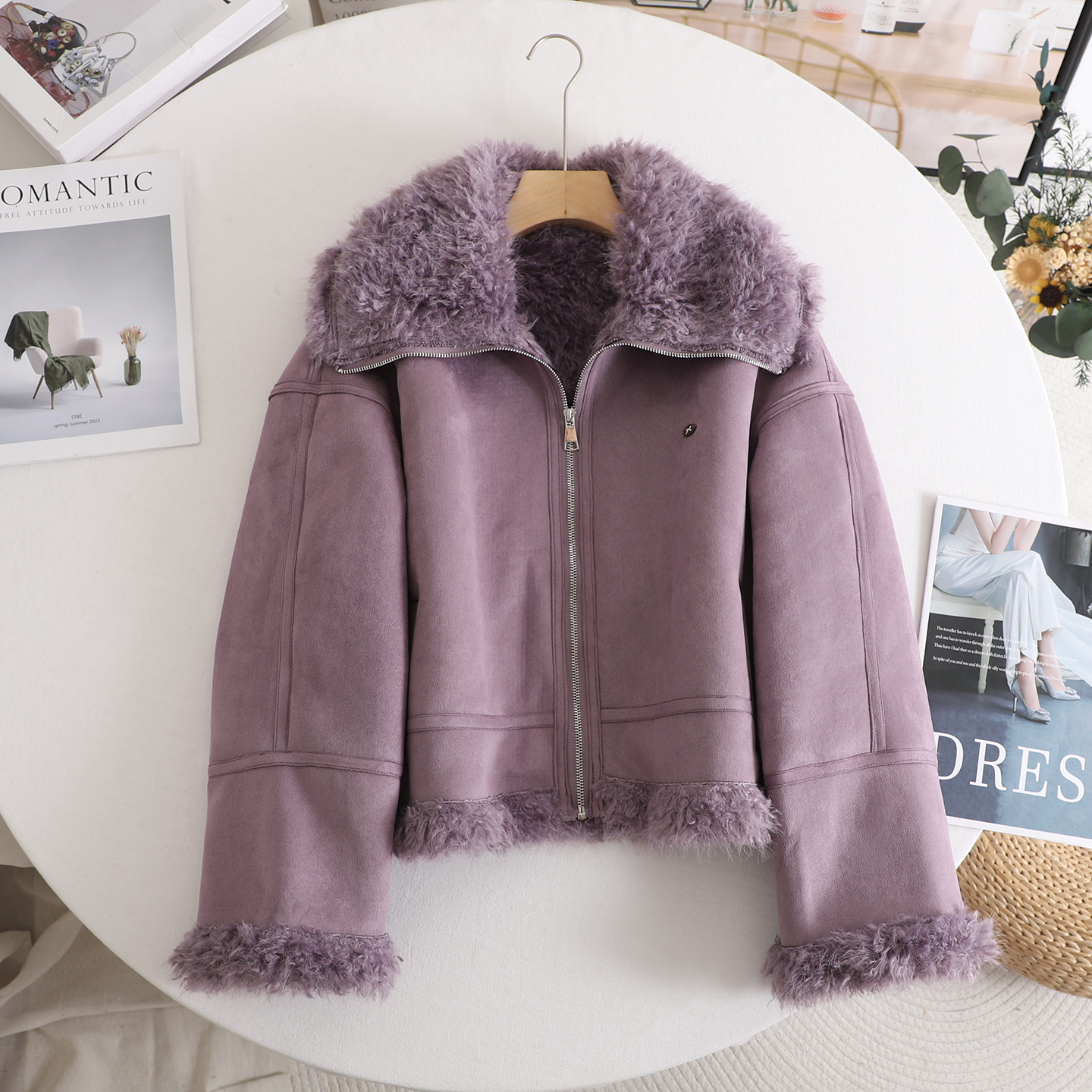 温柔紫色仿麂皮绒毛毛短外套