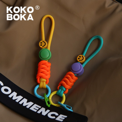 KOKOBOKA多巴胺撞色高品质进口手工编织潮款彩色多用调节绳链手机挂绳相机AirPods耳机挂件车钥匙水壶包装饰