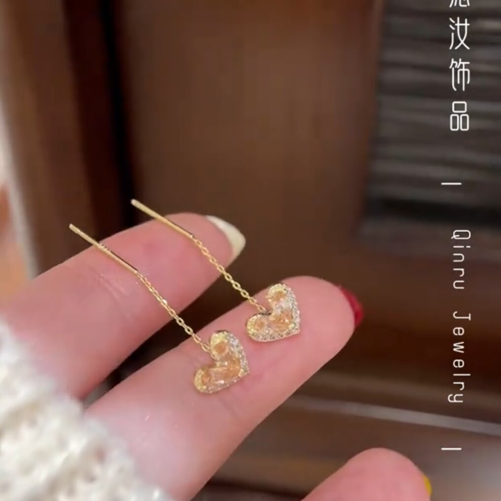 甜美镶钻人工水晶爱心银针耳线韩国小巧轻奢气质时尚高级感耳环女