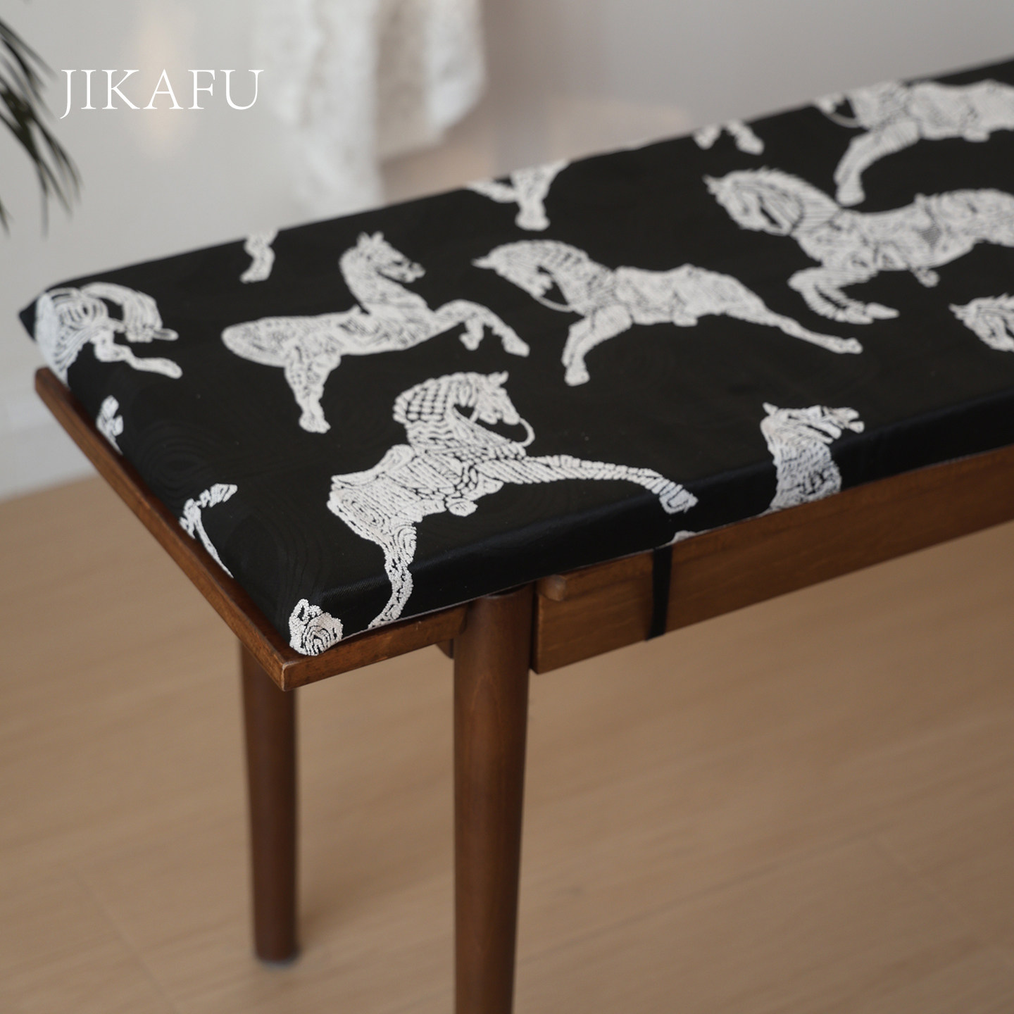 中古马匹防滑长条凳坐垫长形座垫凳子卡座换鞋凳床尾凳垫海绵定制,居家布艺,椅垫,淘宝优惠券,粉丝福利购,淘宝优惠卷