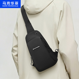 马克华菲2026新款单肩包新款胸包男斜挎包小包包轻便休闲户外男包