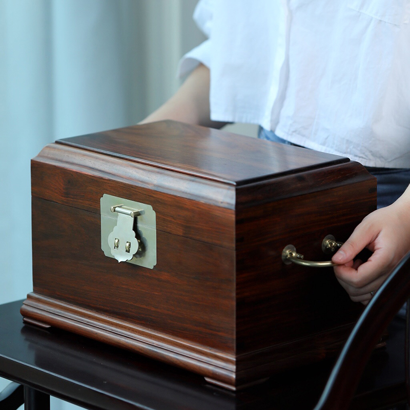 老挝大红酸枝木官皮箱