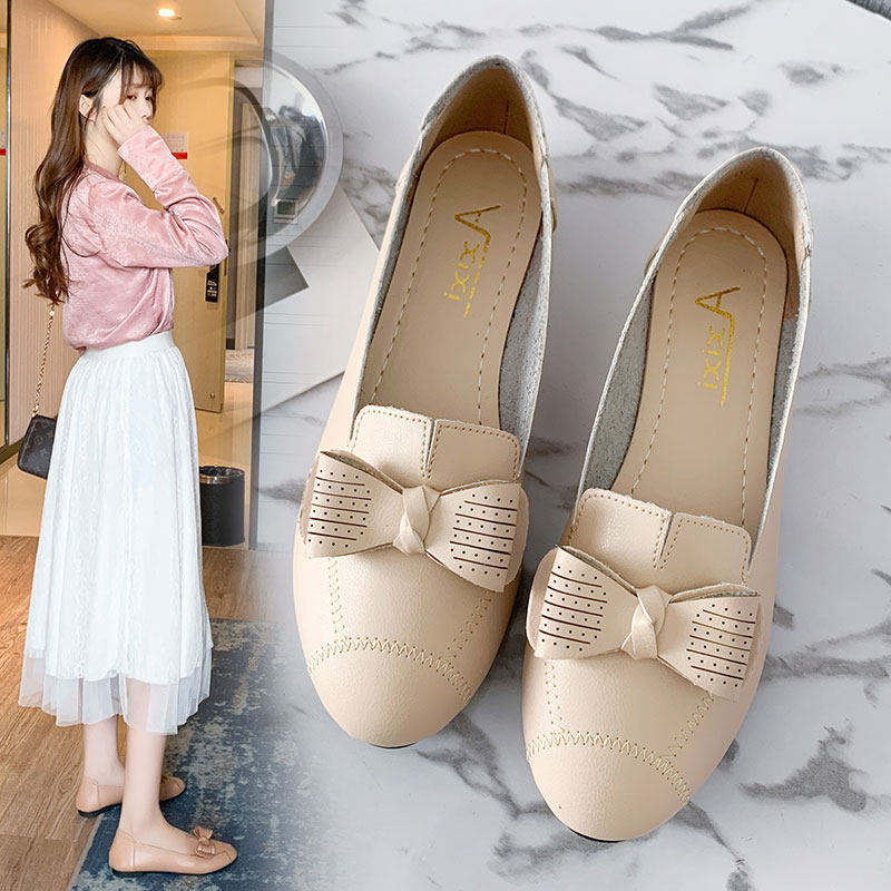 new pattern Flat bottom Doug shoes soft sole Shallow shoes 40 Large size shoes 41-43 Wide feet and fat feet 42 Maternity shoesin the Women's Shoes, Low shoes  category - from Buy2taobao.com to provide professional Taobao agent buy service