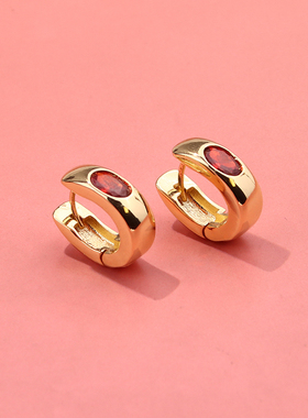 s925纯银红色锆石耳扣小巧精致耳环小众气质轻奢复古高级感耳饰女