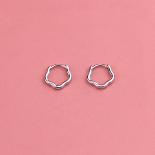 s925银花朵耳扣女2024年新款潮复古气质时尚小众甜美设计感耳环