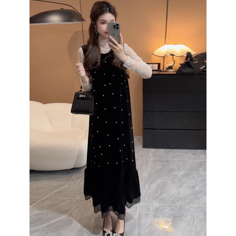 ROUMIKL今年流行漂亮套装裙2025新款法式气质蕾丝打底衫+背心裙两