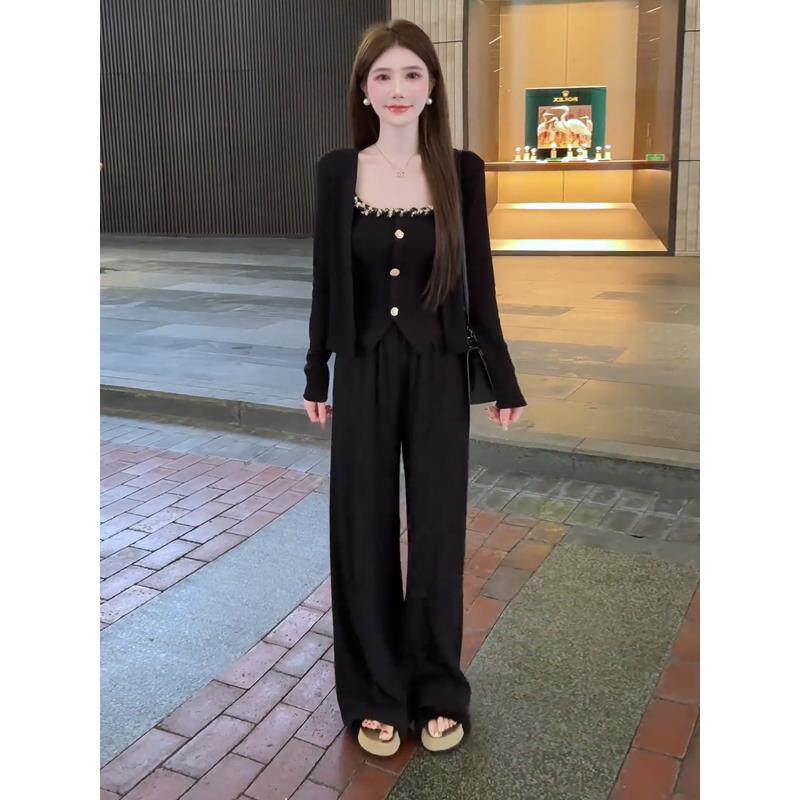 ROUMIKL巨好看的冬装一整套2025新款高级感纽扣吊带长袖外套阔腿