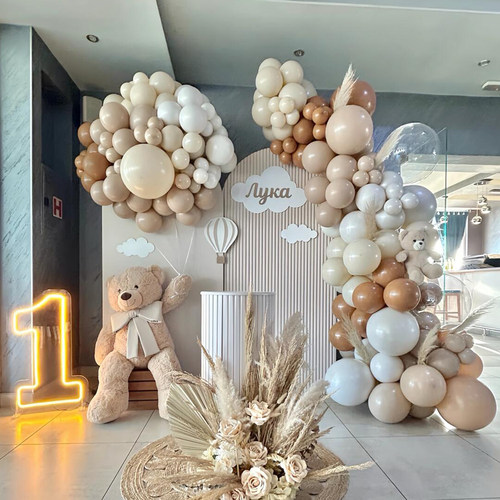 奶油风一周岁生日布置网红男女孩宝宝满月气球场景装饰kt板背景墙