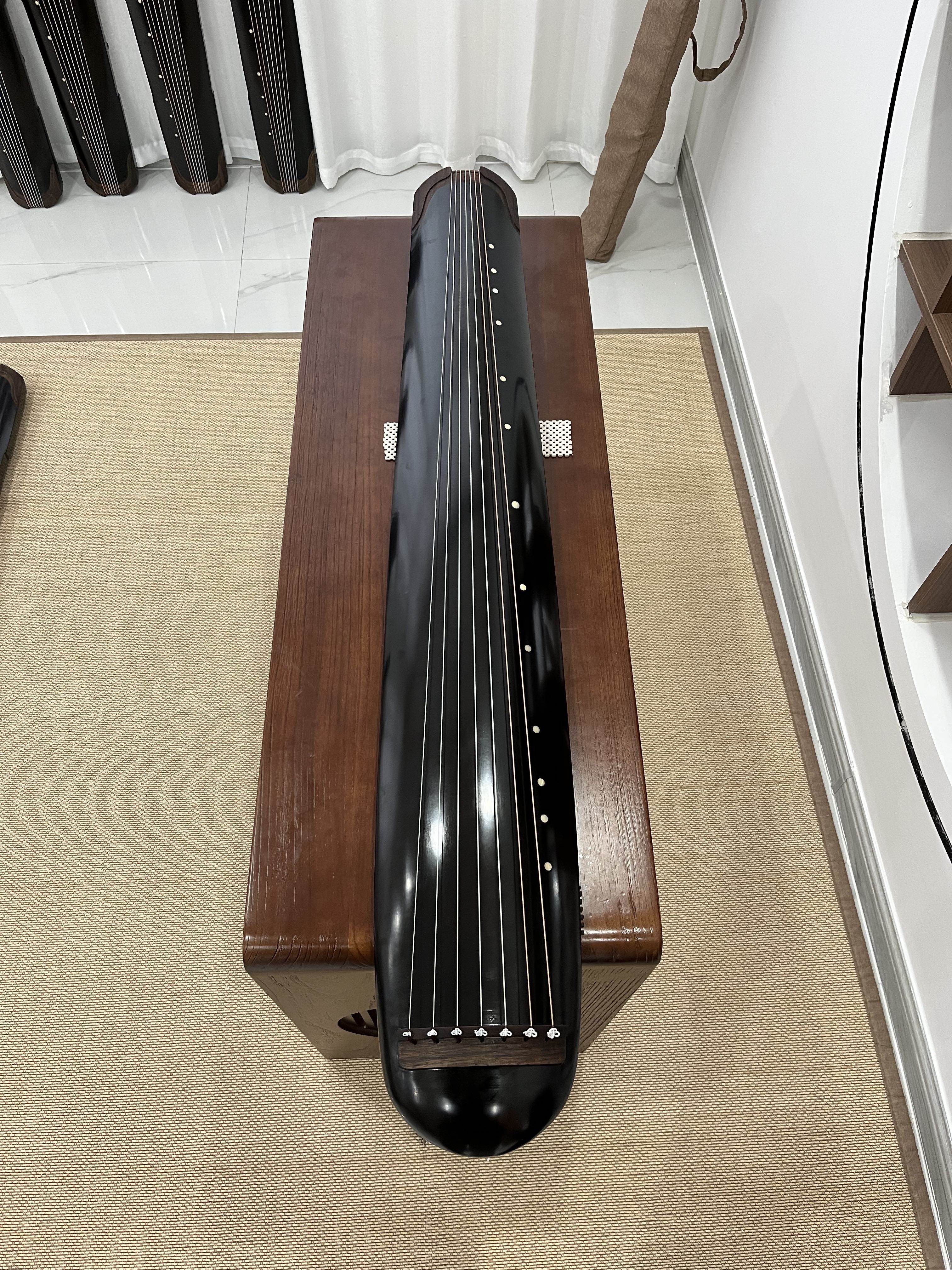 北方秋派斫琴老杉木古琴混沌式纯手工初学者入门仲尼式古琴乐器