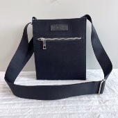 外贸尾货日单MOU…..高质感休闲百搭男女通用帆布单肩斜挎包