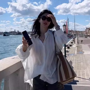 现货MOIA宋慧乔同款衬衫女24夏新款小众宽松慵懒防晒薄款微透衬衣