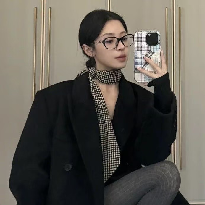 2025新品精致感~简约黑白格子长条丝巾气质春夏百搭领巾复古飘带