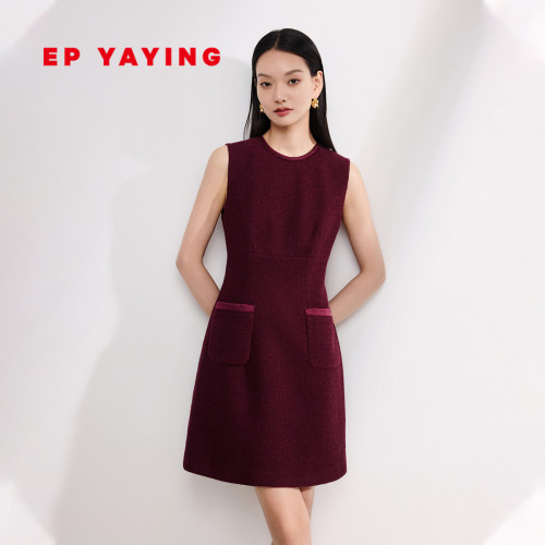 雅莹美利奴羊毛花呢无袖连衣裙