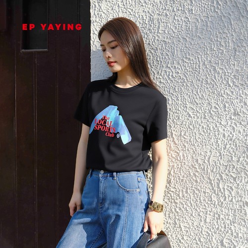 雅莹棉质短袖T恤运动风