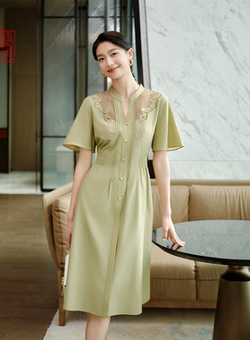 EP雅莹高端系列 桑蚕丝棉混纺拼接收腰连衣裙 2025春季新款4602A