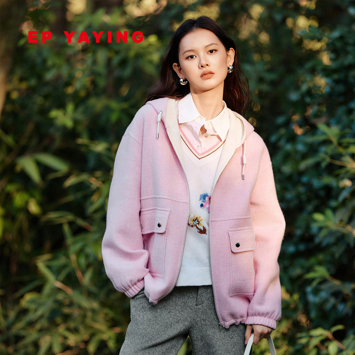 雅莹羊毛羊绒混纺连帽抽绳外套