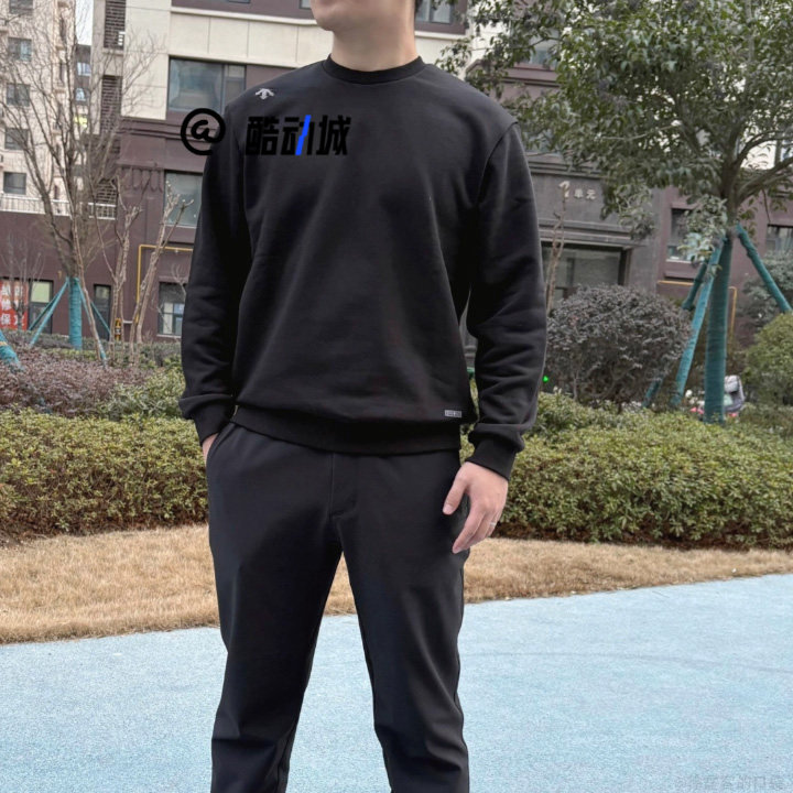 迪桑特SS26黑色舒适简约休闲卫衣