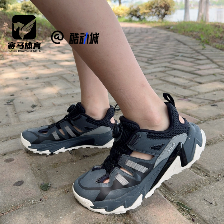FILA斐乐猎豹黑灰大童舒适户外耐磨防滑运动休闲鞋K15B522504F-BD