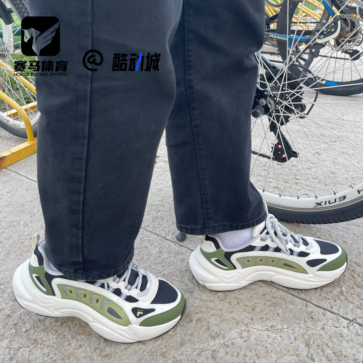 FILA鱼骨头白黑绿男子老爹鞋