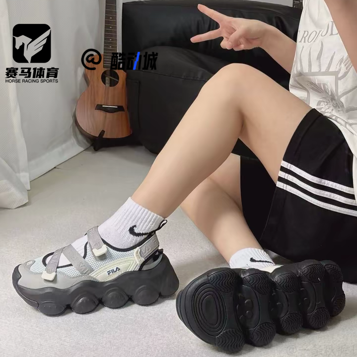 FILA斐乐 草莓凉鞋灰色女子玛丽珍凉鞋运动沙滩鞋F12W421402FEI