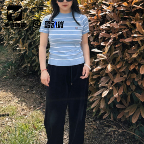 斐乐女子条纹修身短袖针织衫